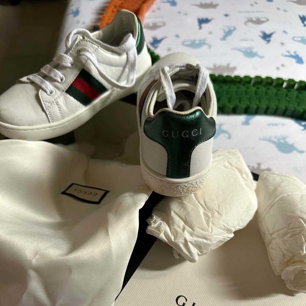 Size 25 authentic